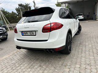 Porsche Cayenne foto 4