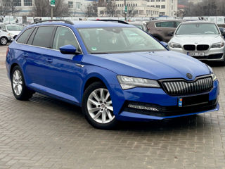 Skoda Superb foto 5