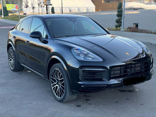 Porsche Cayenne Coupe foto 2