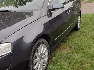 Volkswagen Passat foto 1