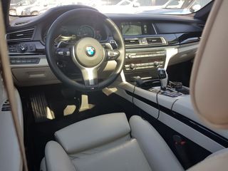 BMW 7 Series foto 11