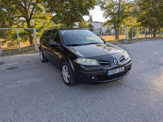 Renault Megane foto 1