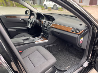 Mercedes E-Class фото 4