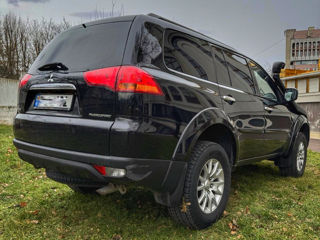 Mitsubishi Pajero Sport foto 5