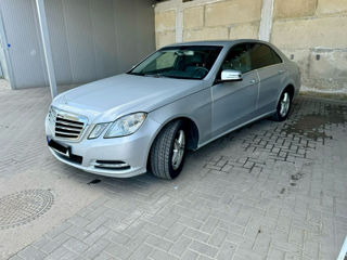 Mercedes E-Class foto 1