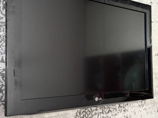 LG 32" LCD TV 32LK430 — pentru piese foto 0