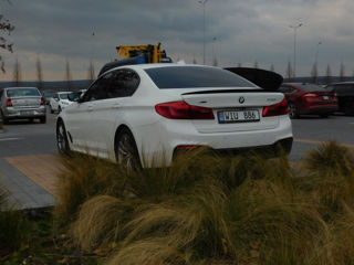 BMW 5 Series foto 2