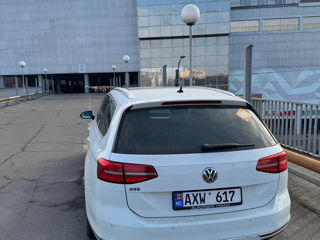 Volkswagen Passat foto 3