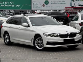BMW 5 Series foto 4