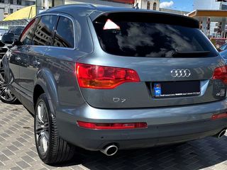 Audi Q7 foto 3