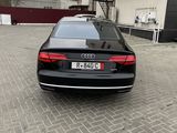 Audi A8 foto 4