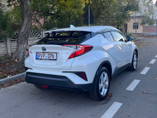 Toyota C-HR foto 7