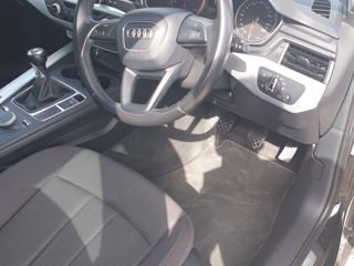 Audi A4 B9 2016 Dezmembrez foto 5