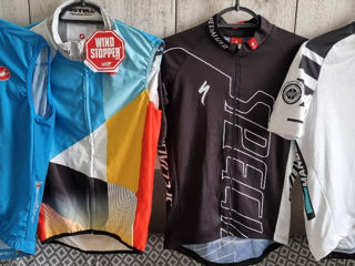 Specialized, Castelli, Assos