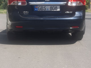 Toyota Avensis foto 4