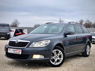 Skoda Octavia foto 1