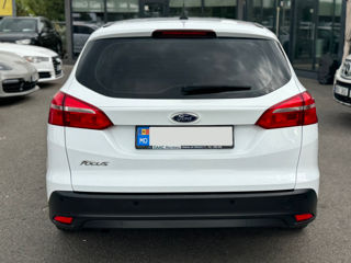 Ford Focus foto 6