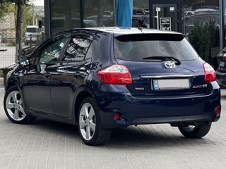 Toyota Auris foto 5