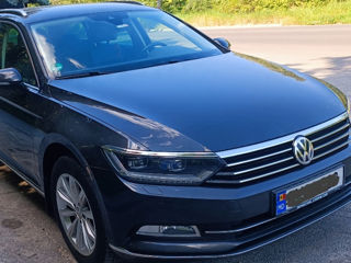 Volkswagen Passat foto 1