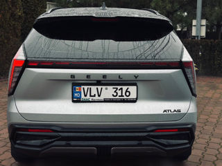 Geely Atlas foto 5