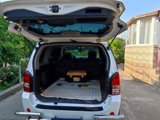 Nissan Pathfinder foto 5