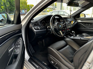 BMW 5 Series foto 9