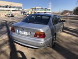 BMW 5 Series foto 7