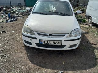 Opel Corsa foto 1