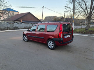 Dacia Logan foto 2