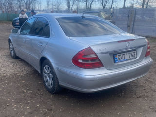 Mercedes E-Class foto 4