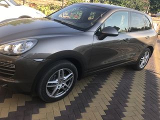 Porsche Cayenne foto 2