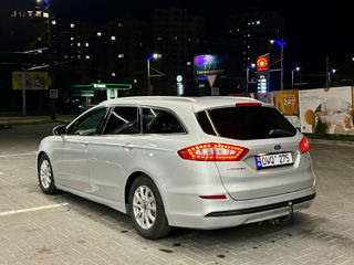 Ford Mondeo foto 3