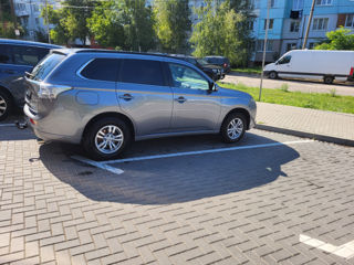 Mitsubishi Outlander foto 4