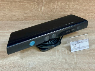 Kinect Xbox 360 Slim 290 lei.