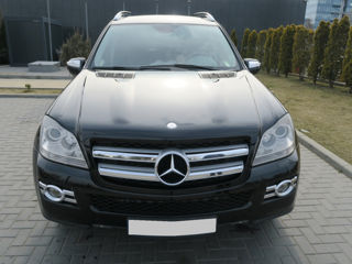 Mercedes GL Class foto 2