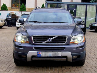 Volvo XC90 foto 1