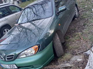 Nissan Primera foto 2