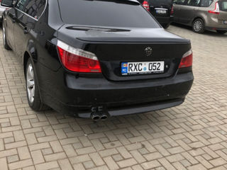 BMW 5 Series foto 3