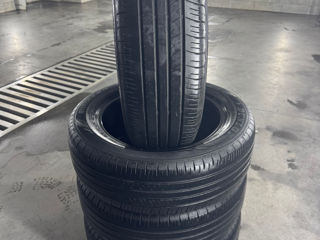 215/60R17 Dunlop foto 2