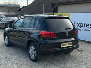 Volkswagen Tiguan foto 5