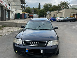 Audi A6 foto 2