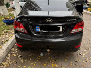 Hyundai Accent foto 4