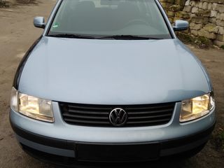 Volkswagen Passat foto 1