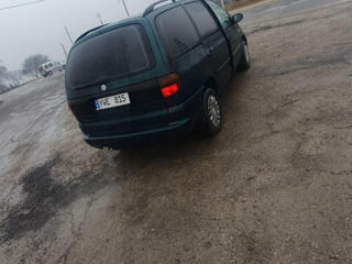 Volkswagen Sharan foto 5