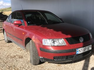 Volkswagen Passat foto 1