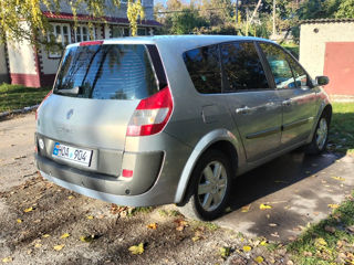 Renault Grand Scenic foto 3