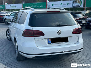 Volkswagen Passat foto 3