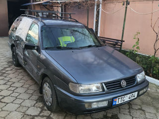 Volkswagen Passat foto 2