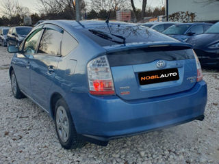 Toyota Prius foto 3