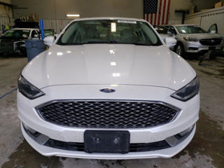 Ford Fusion foto 2